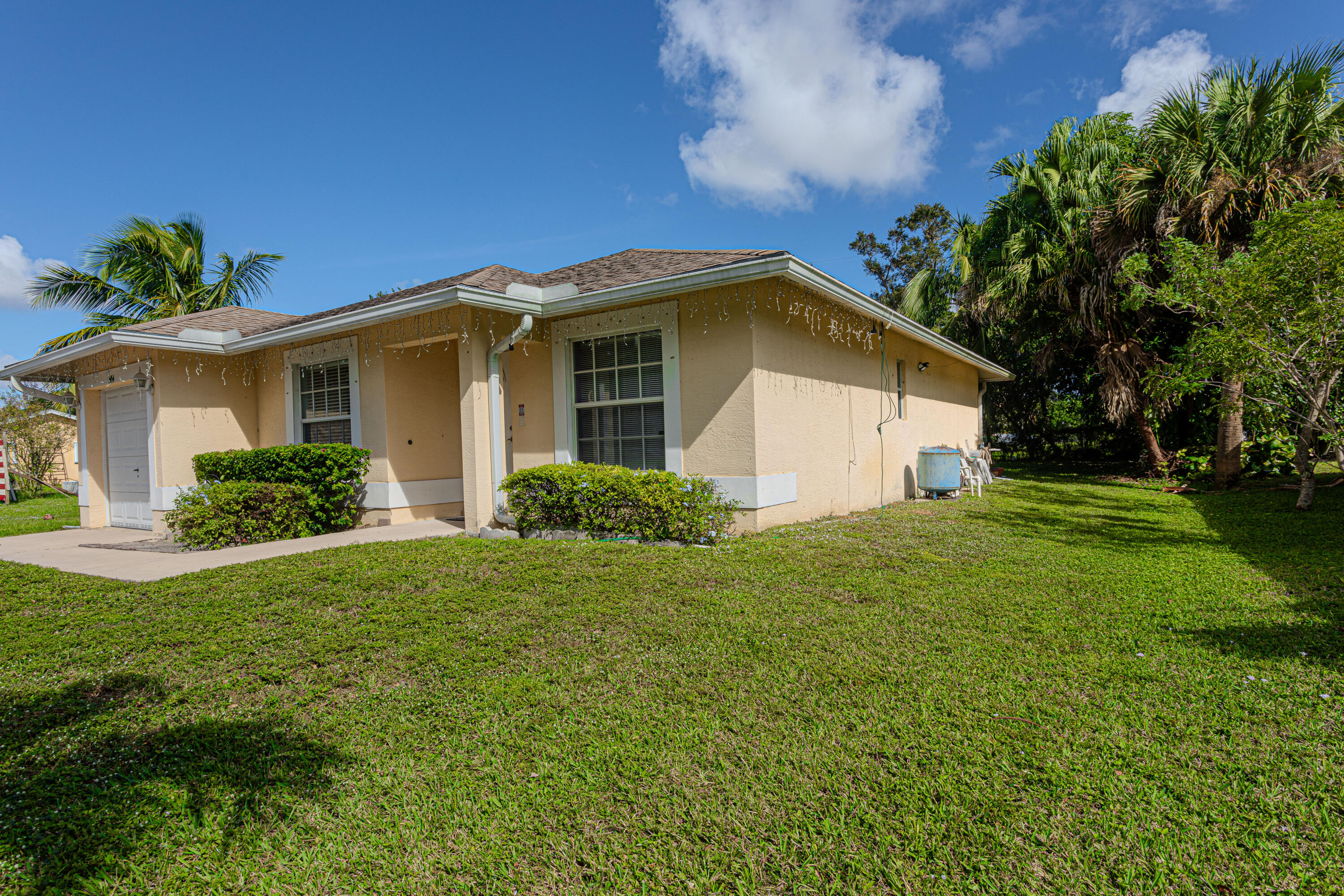 4454 Foss Road Lake Worth, FL 33461 - Photo 17 of 26 casa-28_1