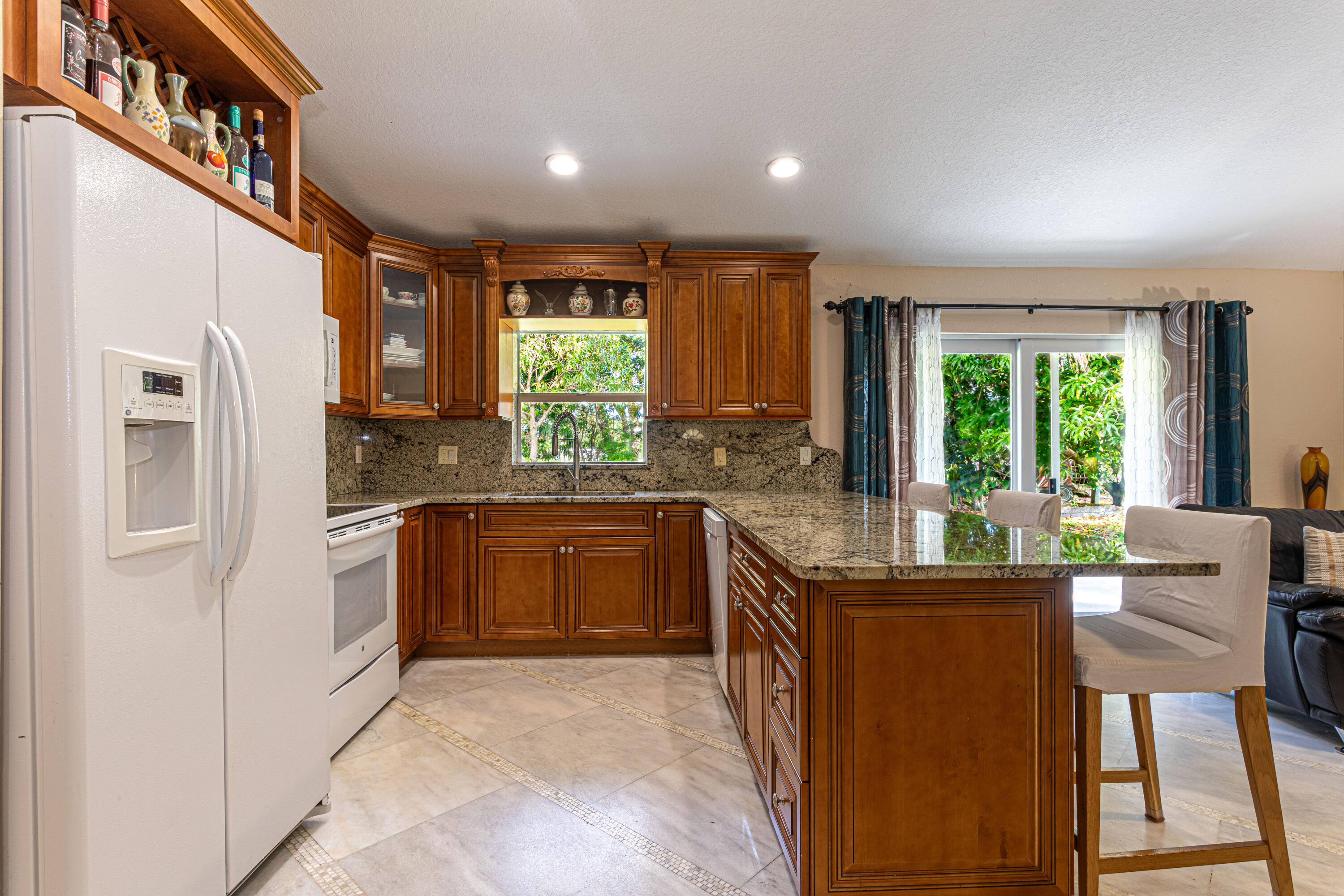 4454 Foss Road Lake Worth, FL 33461 - Photo 7 of 26 casa-12_1