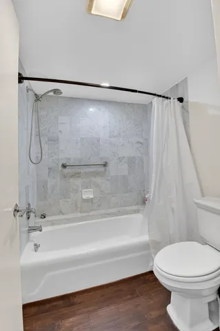 a room with lots of table and chairs