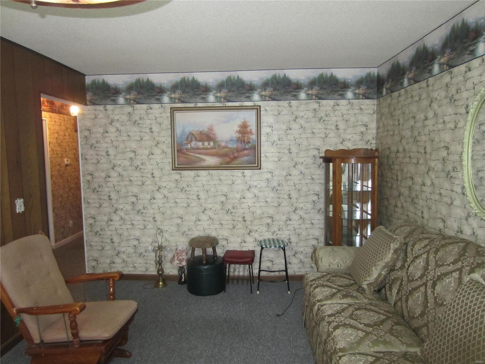 409 Main Street Hardin, IL 62047 - Photo 4 of 12 Gallery Image 4