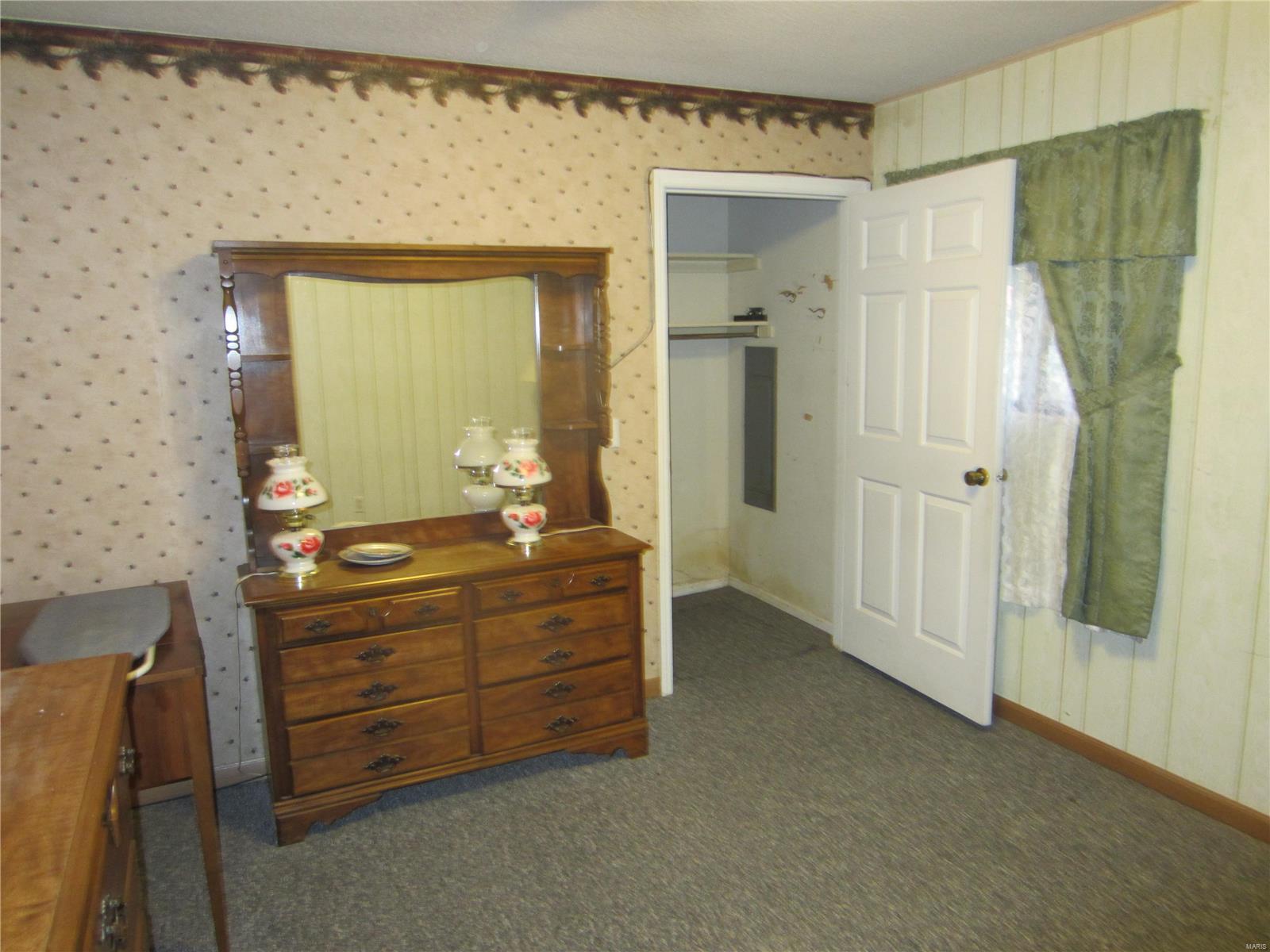 409 Main Street Hardin, IL 62047 - Photo 8 of 12 Gallery Image 8