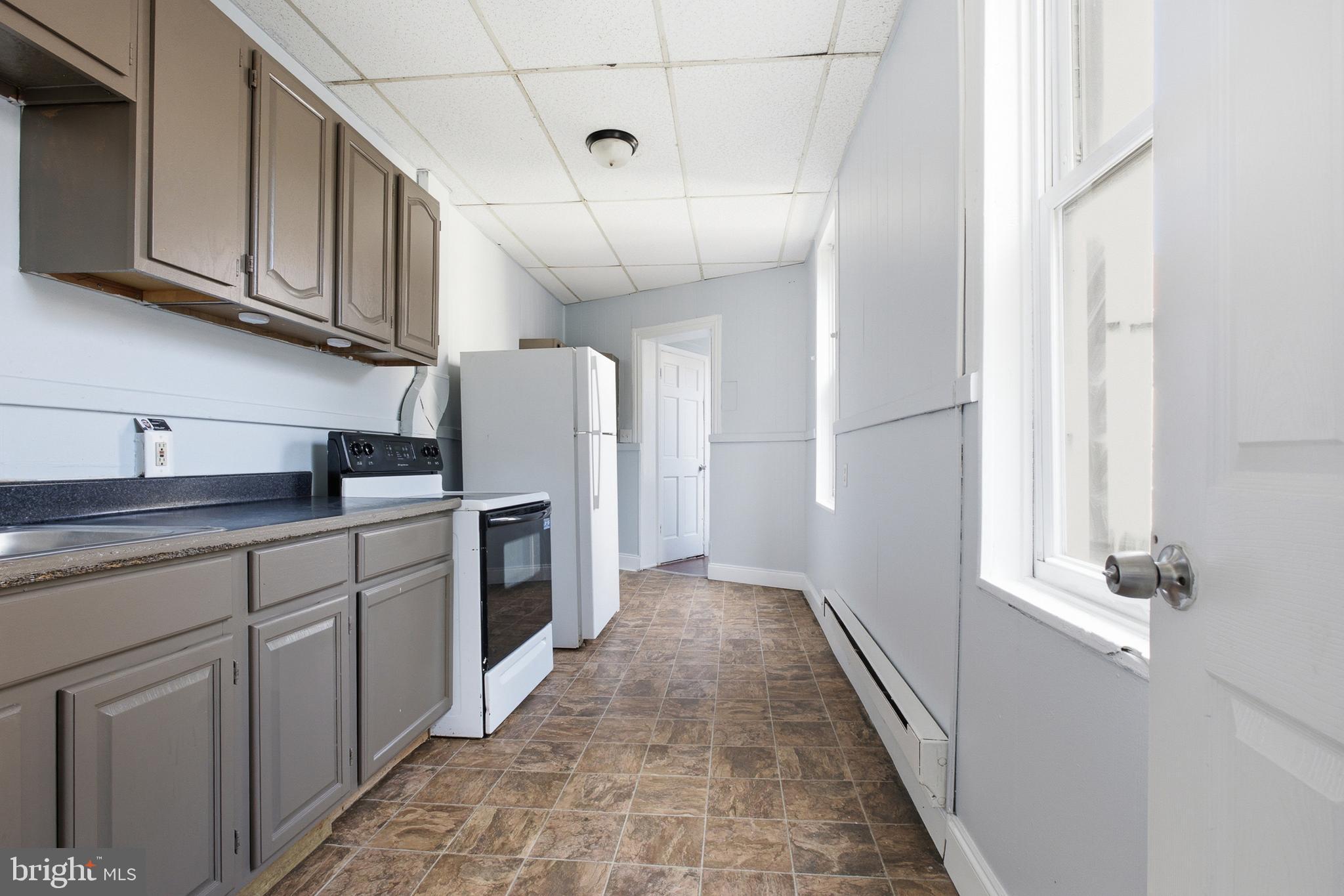 316 South 8th Street Reading, PA 19602 - Photo 13 of 29