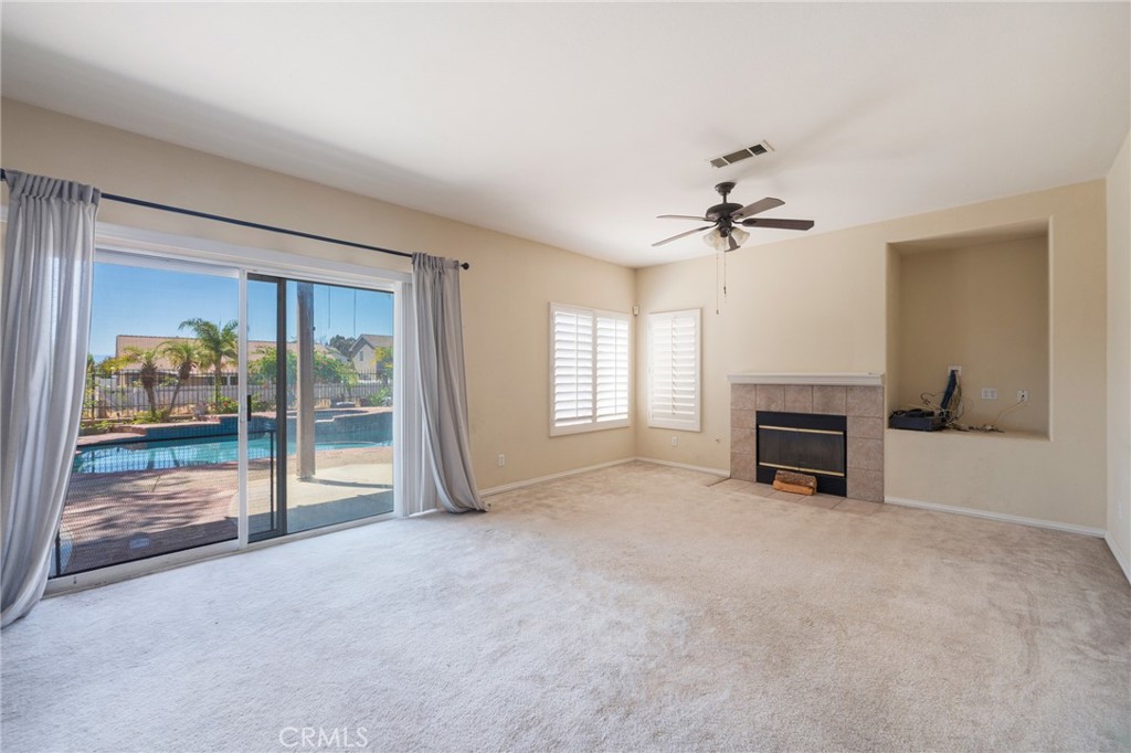32914 Willow Bay Road Wildomar, CA 92595 - Photo 10 of 36 Downstairs den/living room