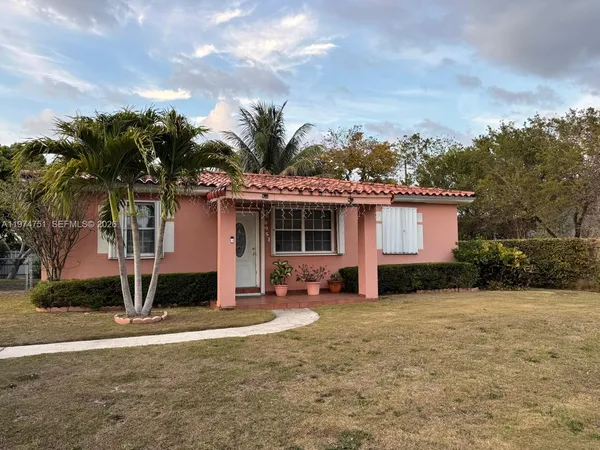 $650,000 | 9951 Southwest 39th Terrace, Miami, FL 33165