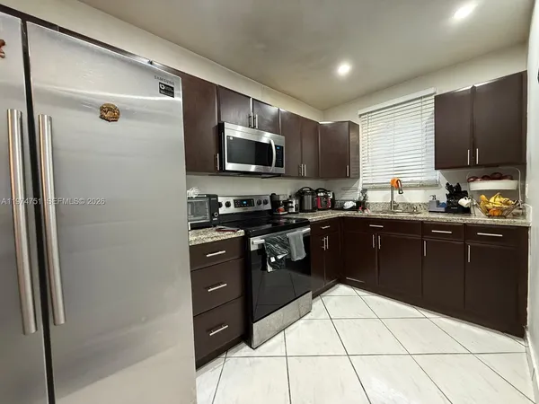 $650,000 | 9951 Southwest 39th Terrace, Miami, FL 33165