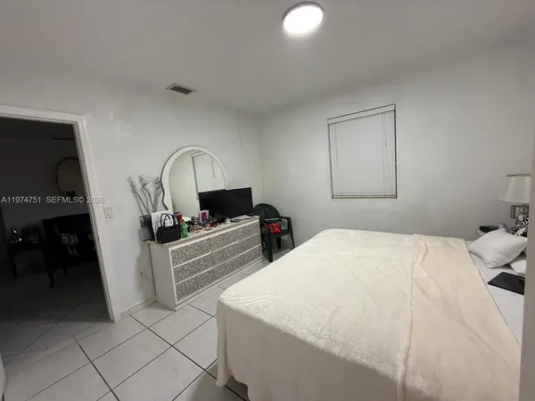 $650,000 | 9951 Southwest 39th Terrace, Miami, FL 33165