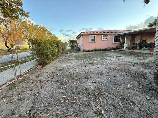 $650,000 | 9951 Southwest 39th Terrace, Miami, FL 33165