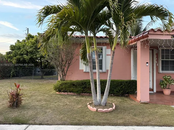 $650,000 | 9951 Southwest 39th Terrace, Miami, FL 33165