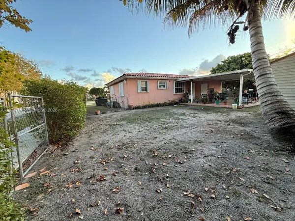 $650,000 | 9951 Southwest 39th Terrace, Miami, FL 33165