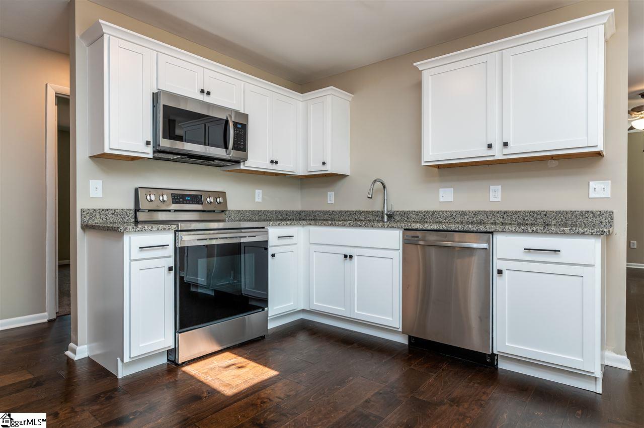 9 Fox Ridge Place Taylors, SC 29687 - Photo 11 of 33 Gallery Image 11