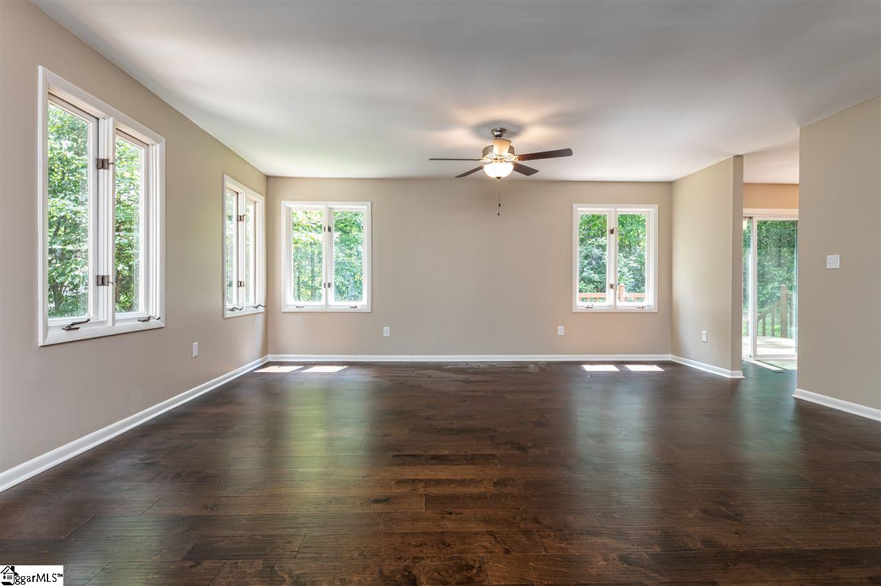 9 Fox Ridge Place Taylors, SC 29687 - Photo 4 of 33 Gallery Image 4
