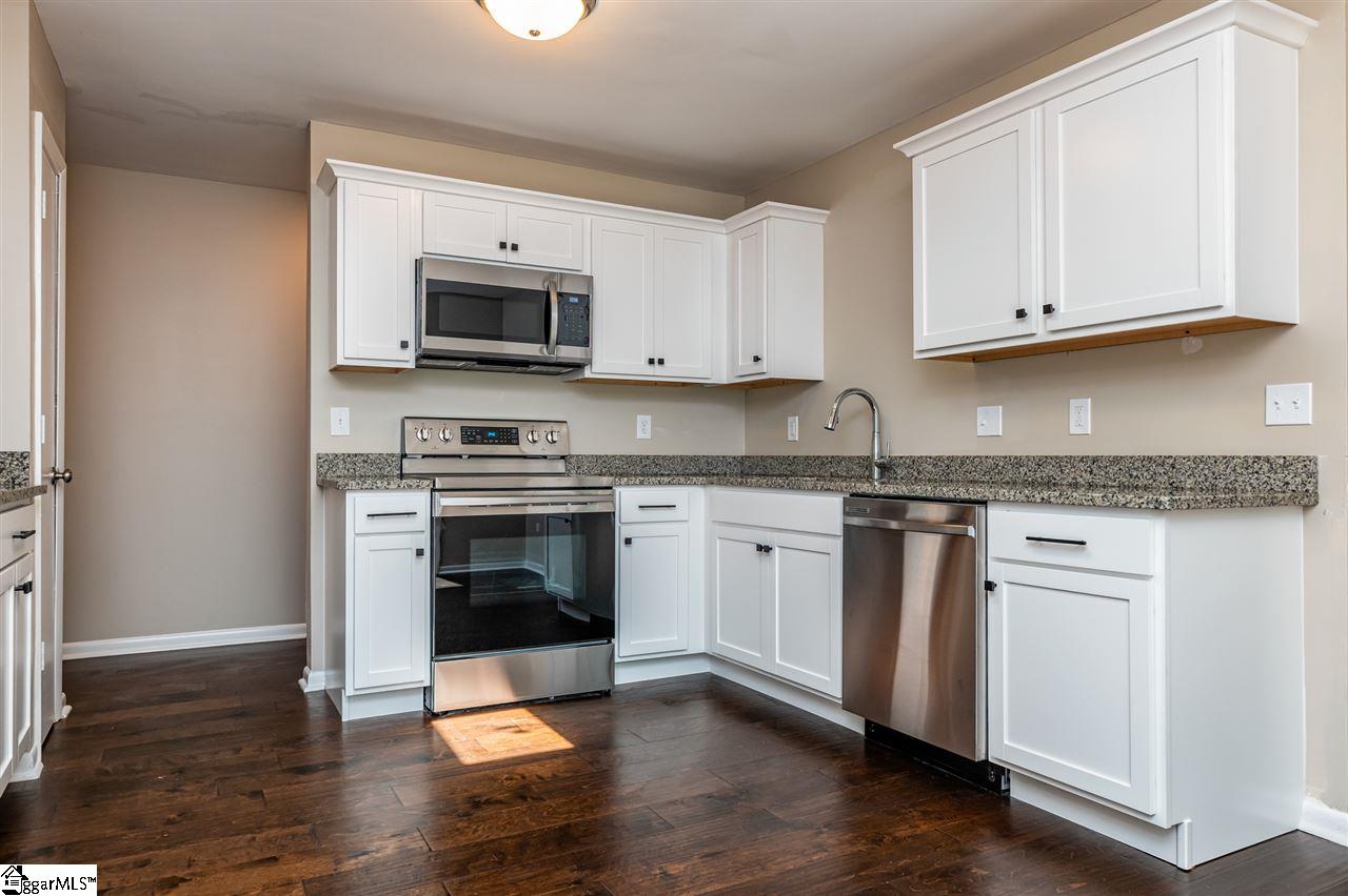 9 Fox Ridge Place Taylors, SC 29687 - Photo 10 of 33 Gallery Image 10
