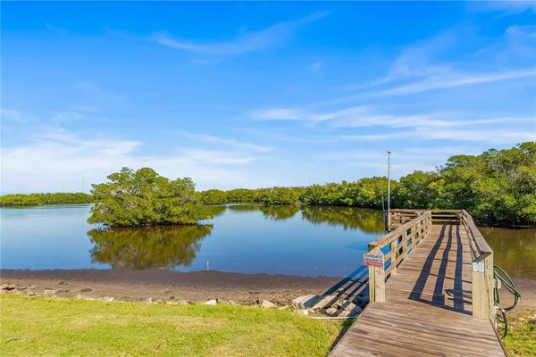 $137,000 | 10399 67th Avenue North, Unit 4, St. Petersburg, FL 33708