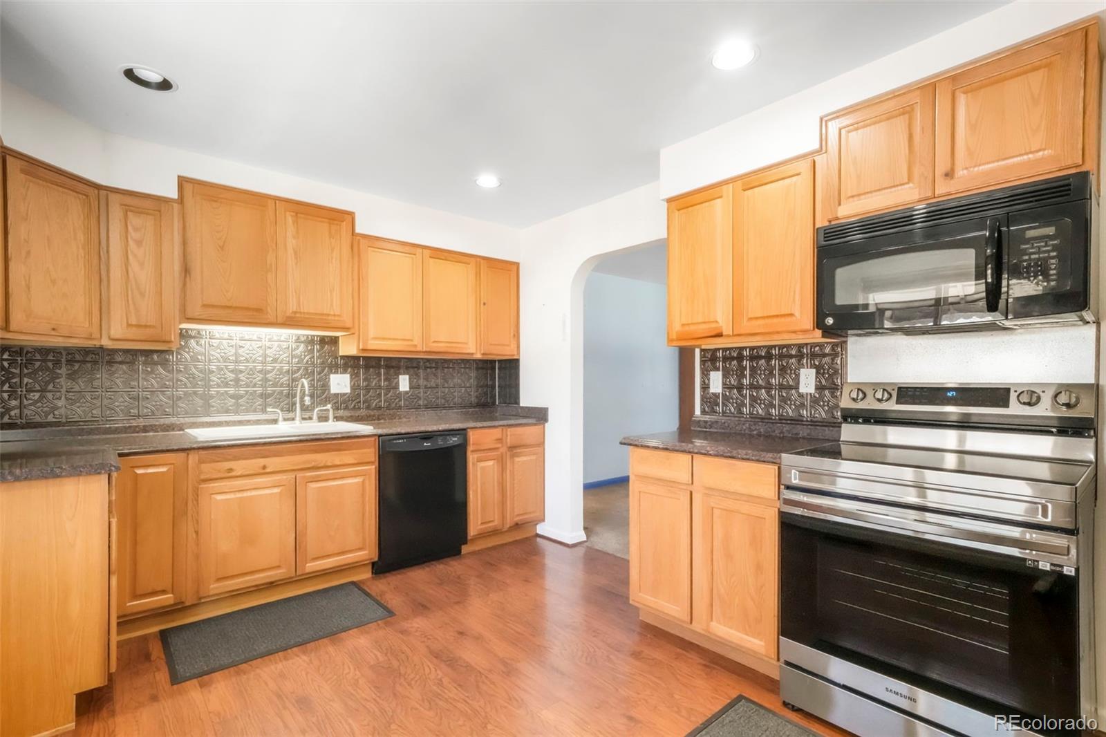 5891 Olive Street Commerce City, CO 80022 - Photo 16 of 49