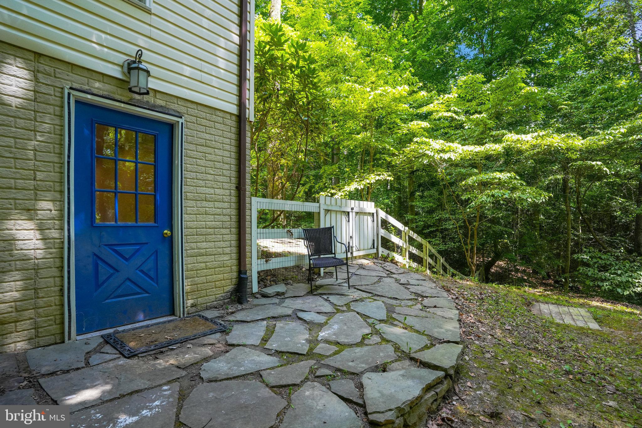 8309 Cobb Road Manassas, VA 20112 - Photo 4 of 59 Gallery Image 4