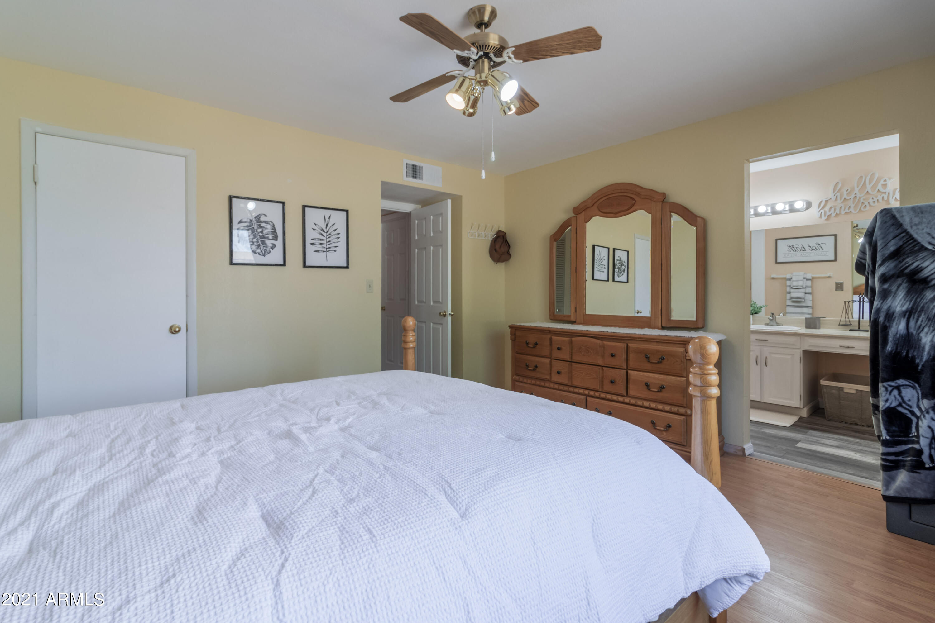 3802 West Hatcher Road Phoenix, AZ 85051 - Photo 19 of 36 3802 West Hatcher Road (8).jpg-FULL