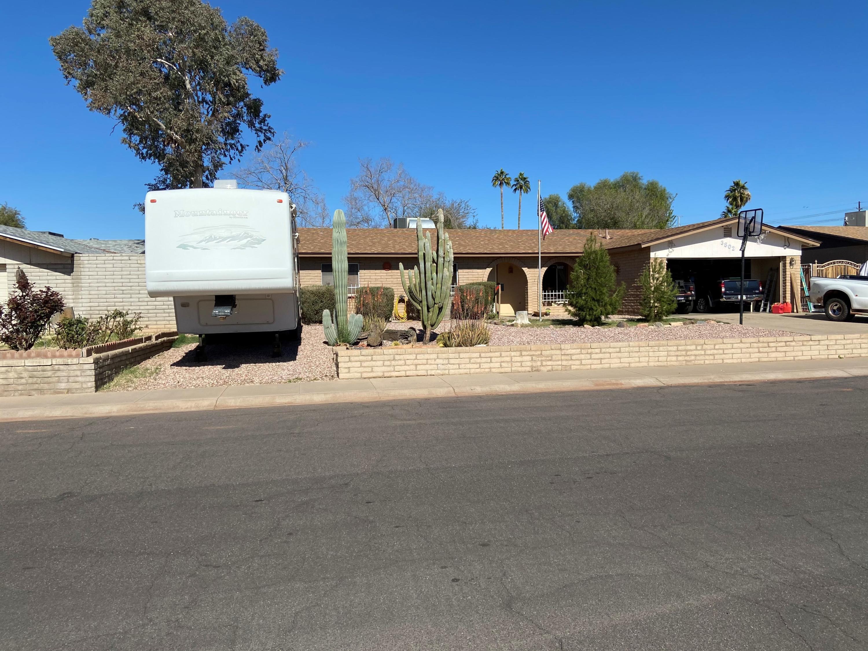 3802 West Hatcher Road Phoenix, AZ 85051 - Photo 2 of 36 larry 4