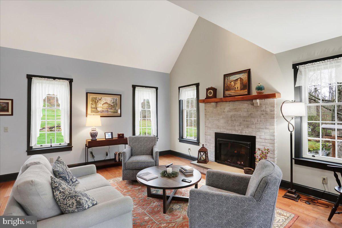 336 Furnace Road Birdsboro, PA 19508 - Photo 16 of 47 great room