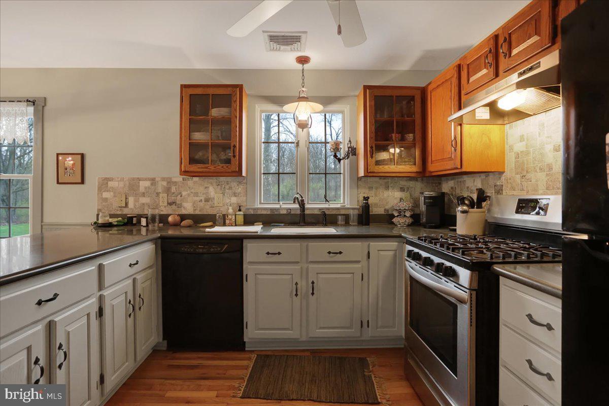 336 Furnace Road Birdsboro, PA 19508 - Photo 27 of 47 kitchen
