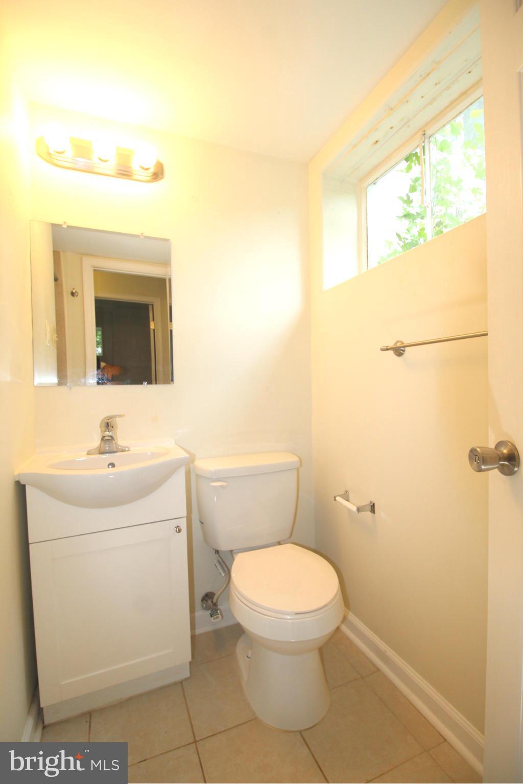 6311 Climbhill Road Alexandria, VA 22310 - Photo 25 of 30 Bath