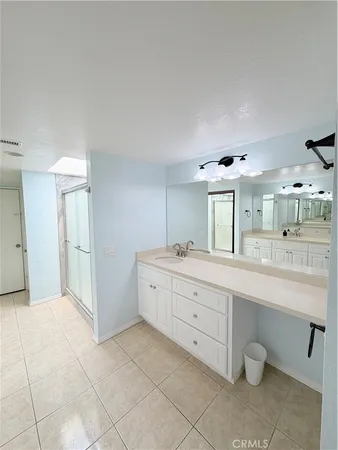 $4,750 | 901 Hyde Court, Costa Mesa, CA 92626