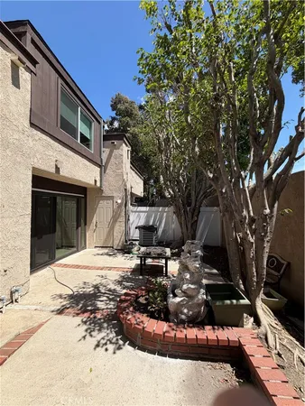 $4,750 | 901 Hyde Court, Costa Mesa, CA 92626