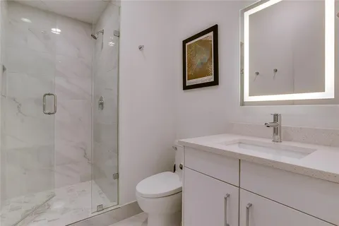 $725,000 | 1936 Kearney Court, Dallas, TX 75204