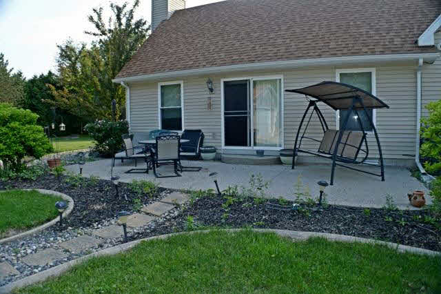 1281 West Dean Road Temperance, MI 48182 - Photo 5 of 19 Patio