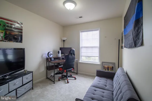 $1,900 | 113 Aero Street, Martinsburg, WV 25401