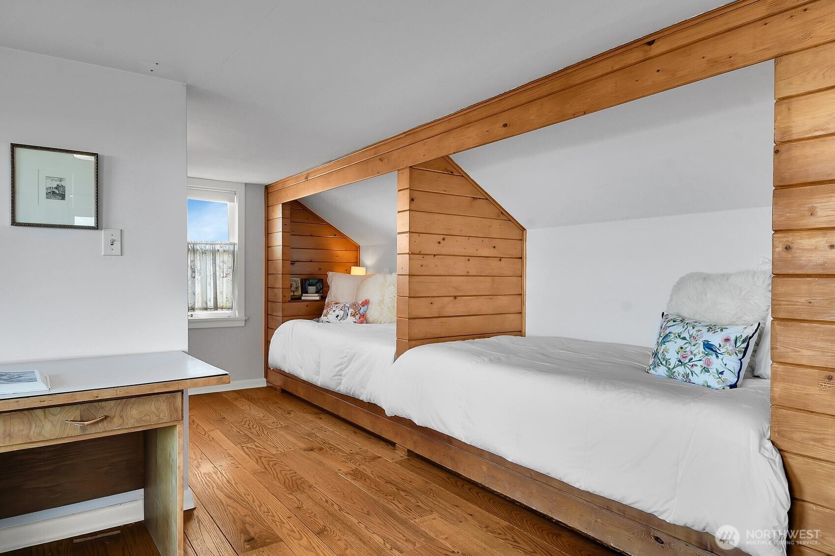 6921 39th Avenue Southwest Seattle, WA 98136 - Photo 18 of 26 Gallery Image 18