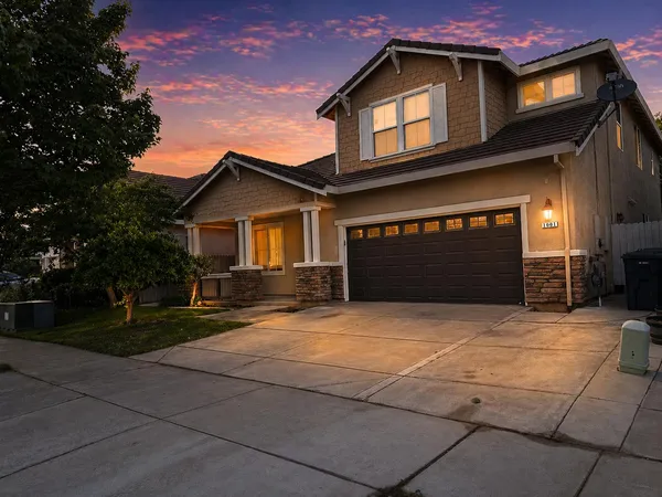 $699,950 | 1001 La Paloma Street, Turlock, CA 95382