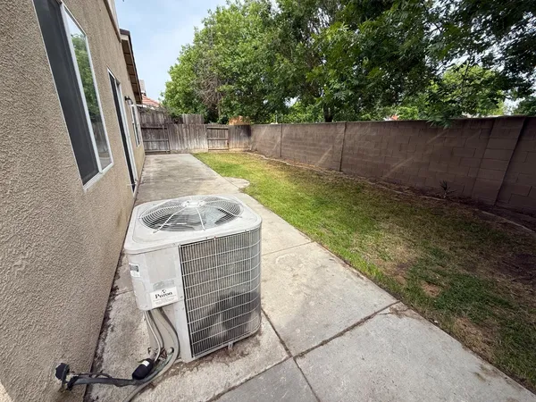 $699,950 | 1001 La Paloma Street, Turlock, CA 95382