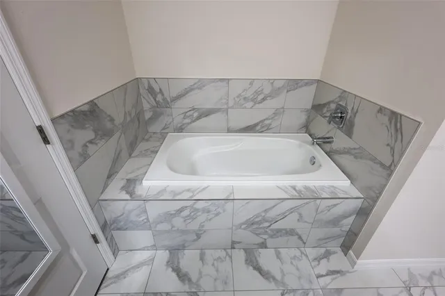 $3,400 | 2992 Mearshire Drive, Clearwater, FL 33760