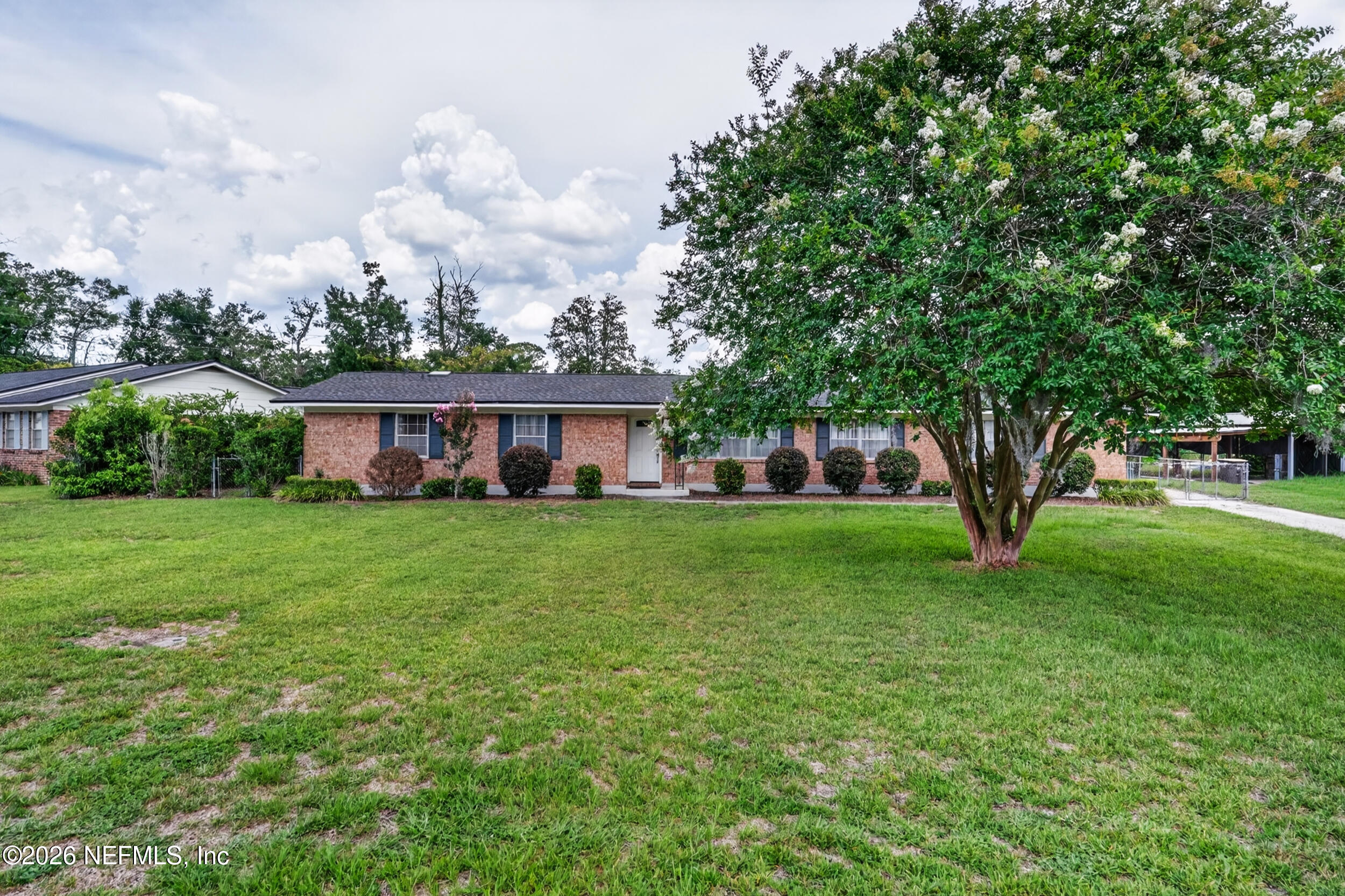 717 Estates Cove Road Jacksonville, FL 32221 - Photo 2 of 37 1_lens2listing-37