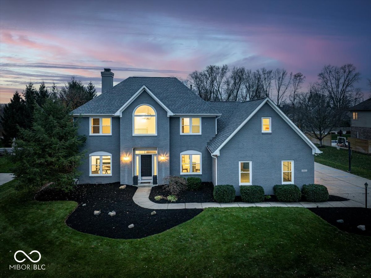 10675 Red Berry Court Fishers, IN 46037 - Photo 4 of 132