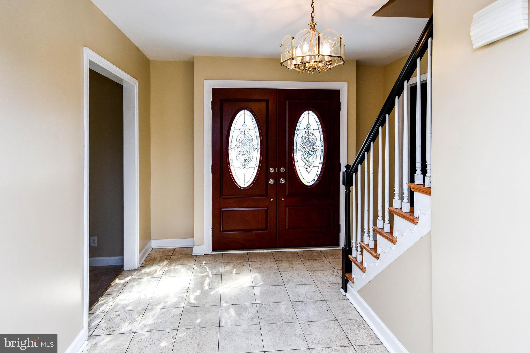 12317 Riverview Road Fort Washington, MD 20744 - Photo 5 of 43 Foyer