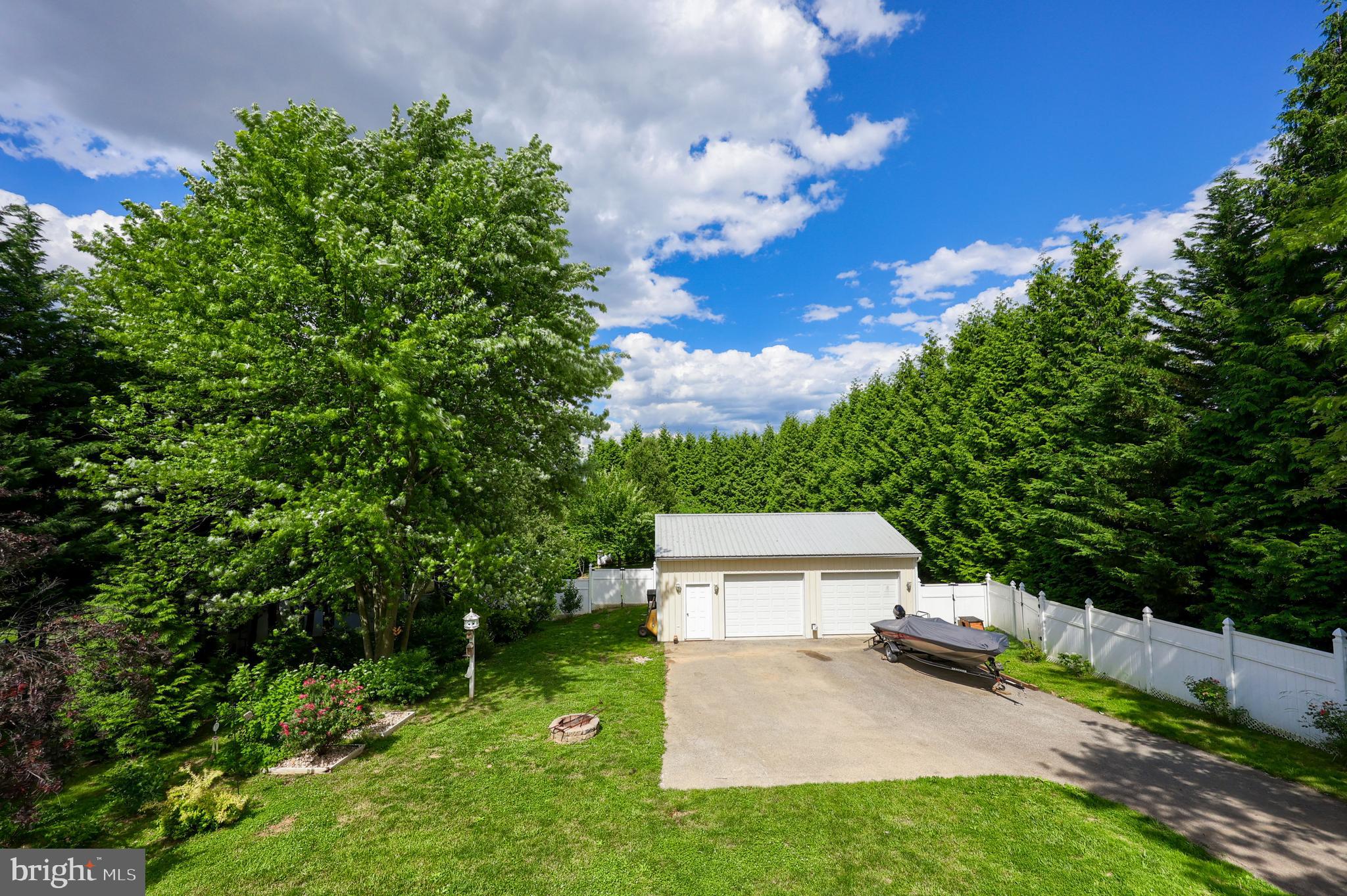 1187 Roths Church Road Spring Grove, PA 17362 - Photo 4 of 48