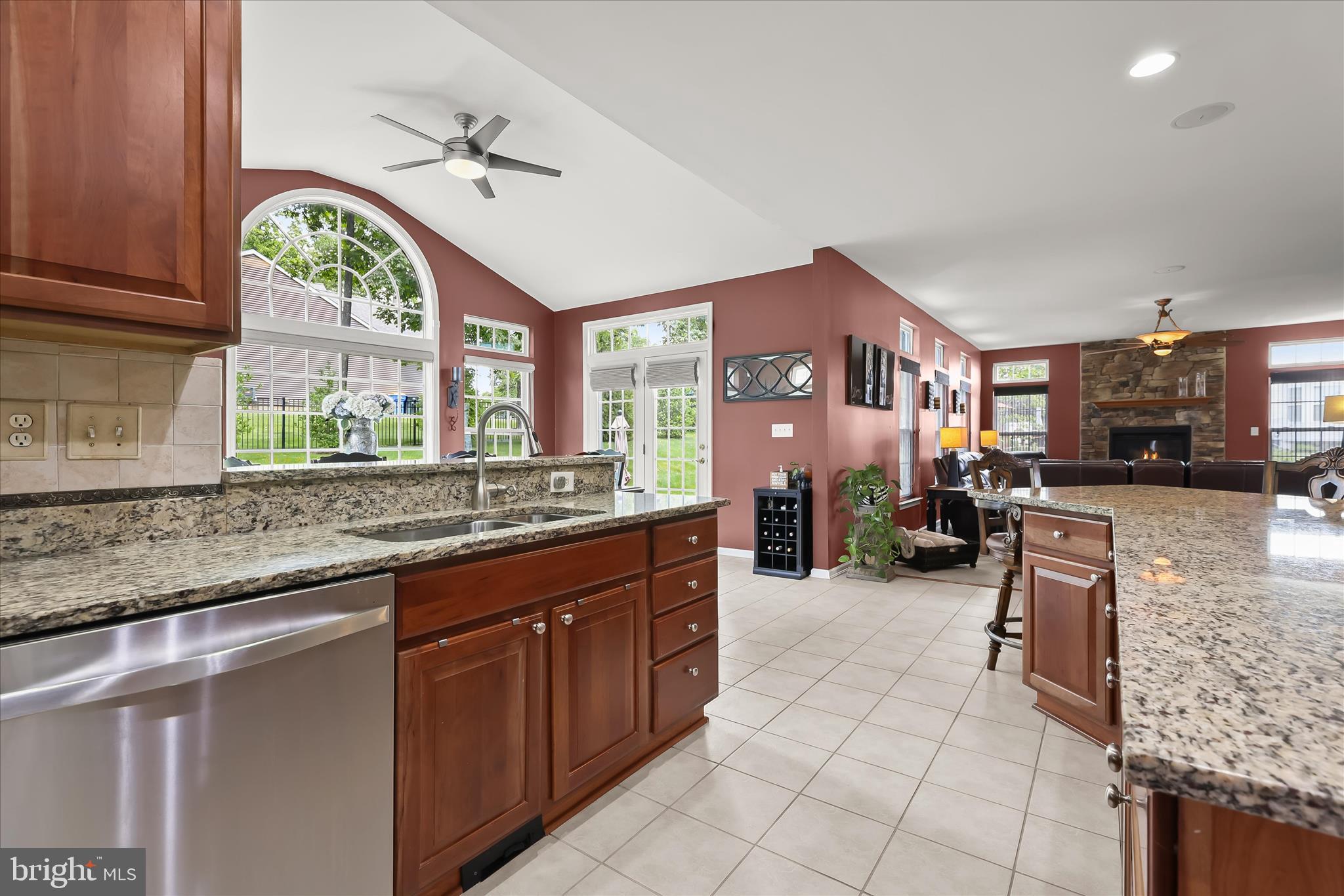 7 Cardiff Road Shrewsbury, PA 17361 - Photo 19 of 85 Kitchen