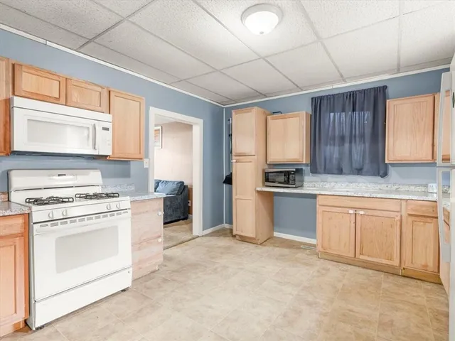 $84,900 | 118 Alabama Street, St. Joseph, MO 64504