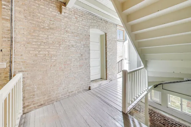 $1,550 | 4002 North Hermitage Avenue, Unit 1, Chicago, IL 60613