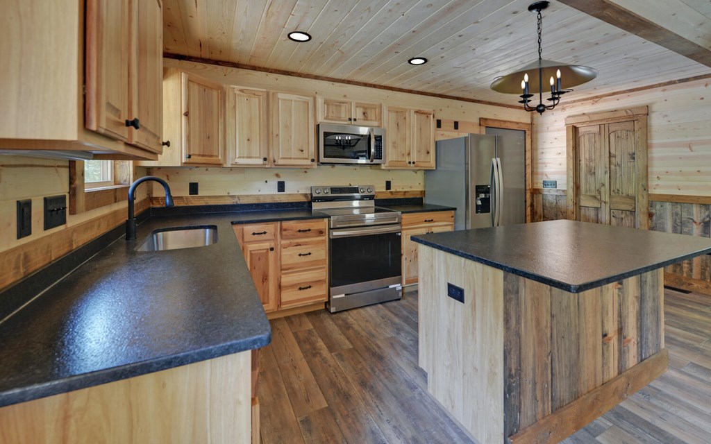315 Burger Road Murphy, NC 28906 - Photo 11 of 35 Gallery Image 11