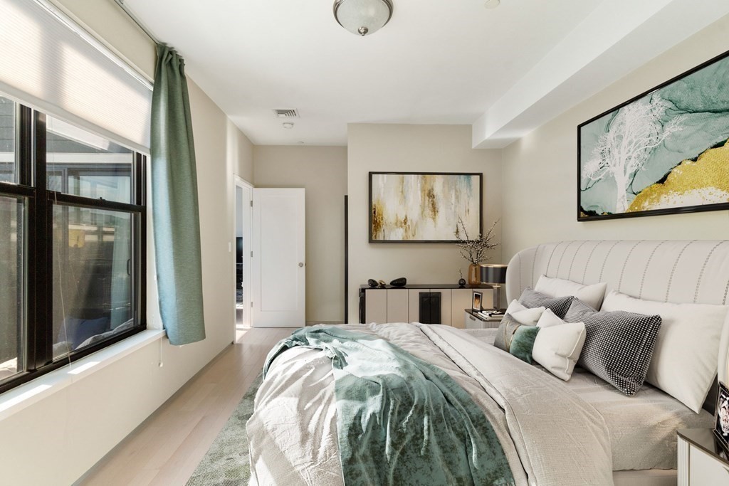 345 D Street, Unit 13 Boston, MA 02127 - Photo 7 of 15