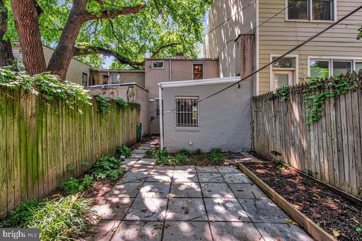 1233 4th Street Northwest Washington, DC 20001 - Photo 28 of 31