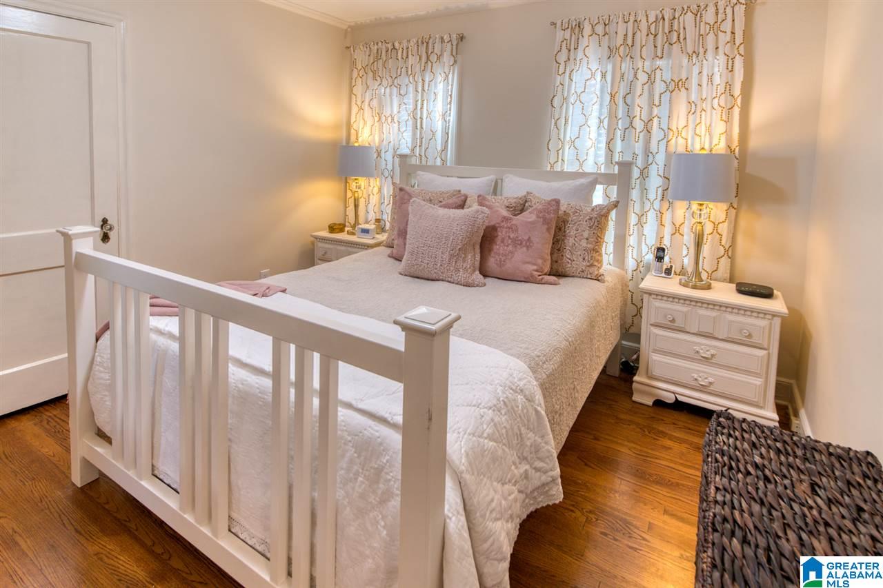 1218 Irving Road Birmingham, AL 35209 - Photo 18 of 31