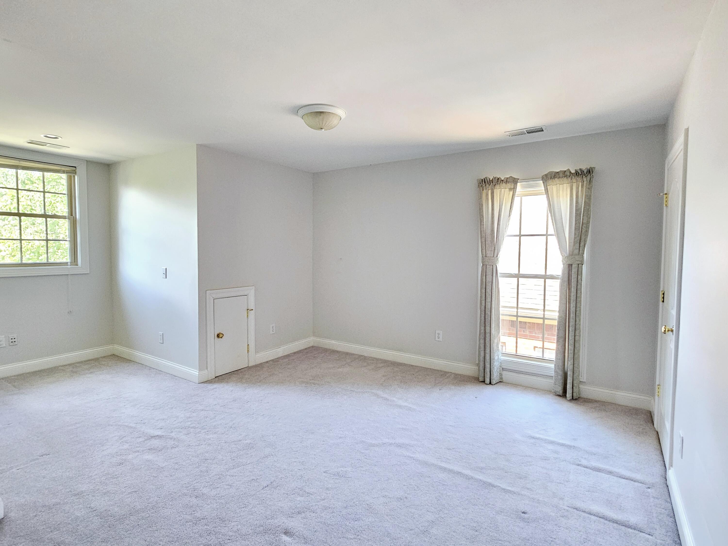 3232 Sebastian Lane Lexington, KY 40513 - Photo 21 of 36 20230812_161122