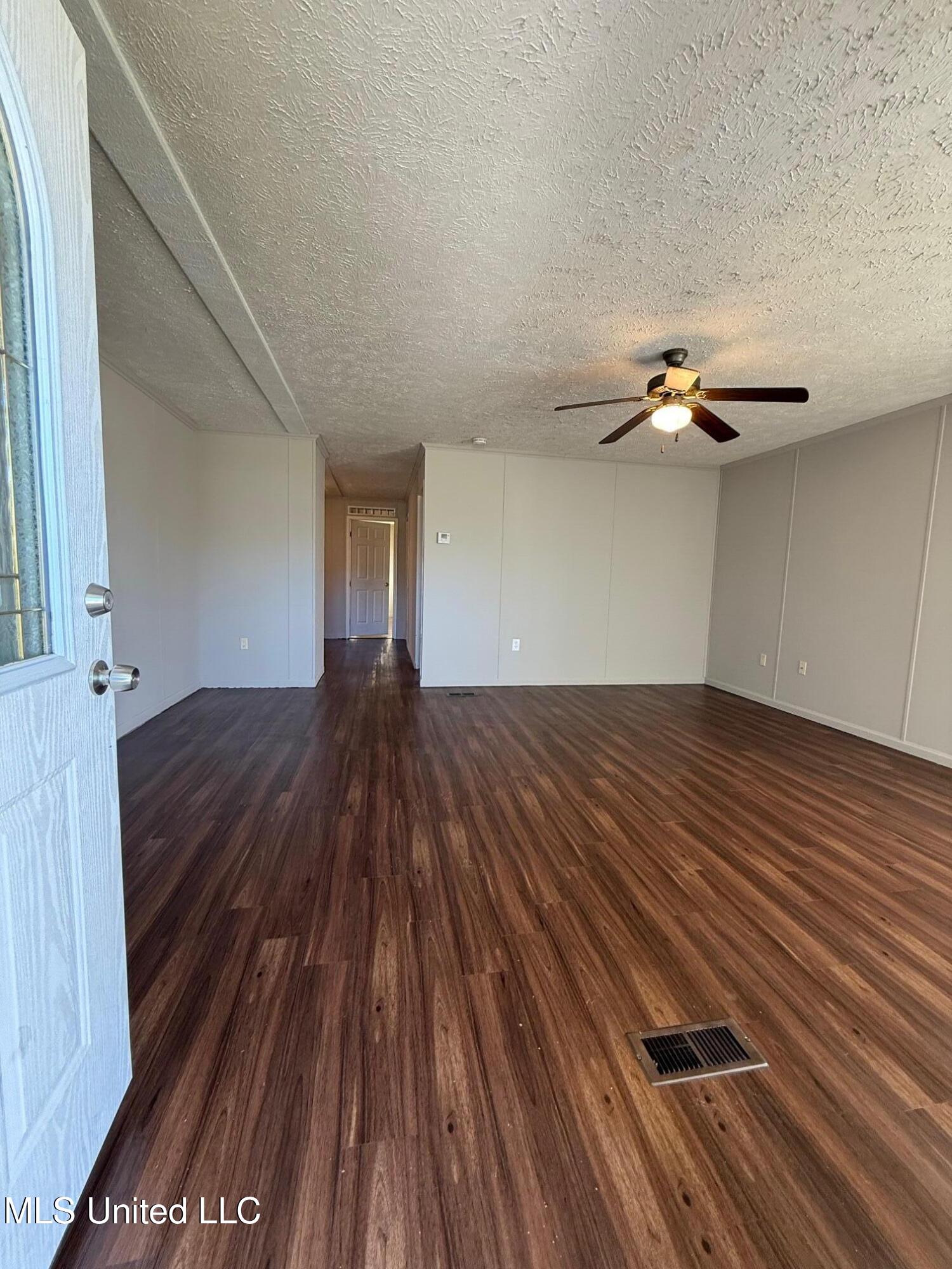 513 Ridgecrest Drive Pearl, MS 39208 - Photo 2 of 25 IMG_1019