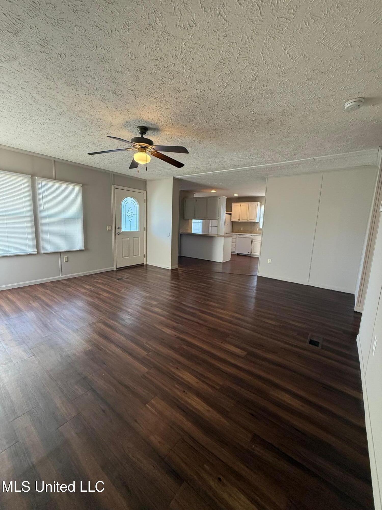 513 Ridgecrest Drive Pearl, MS 39208 - Photo 5 of 25 IMG_1022