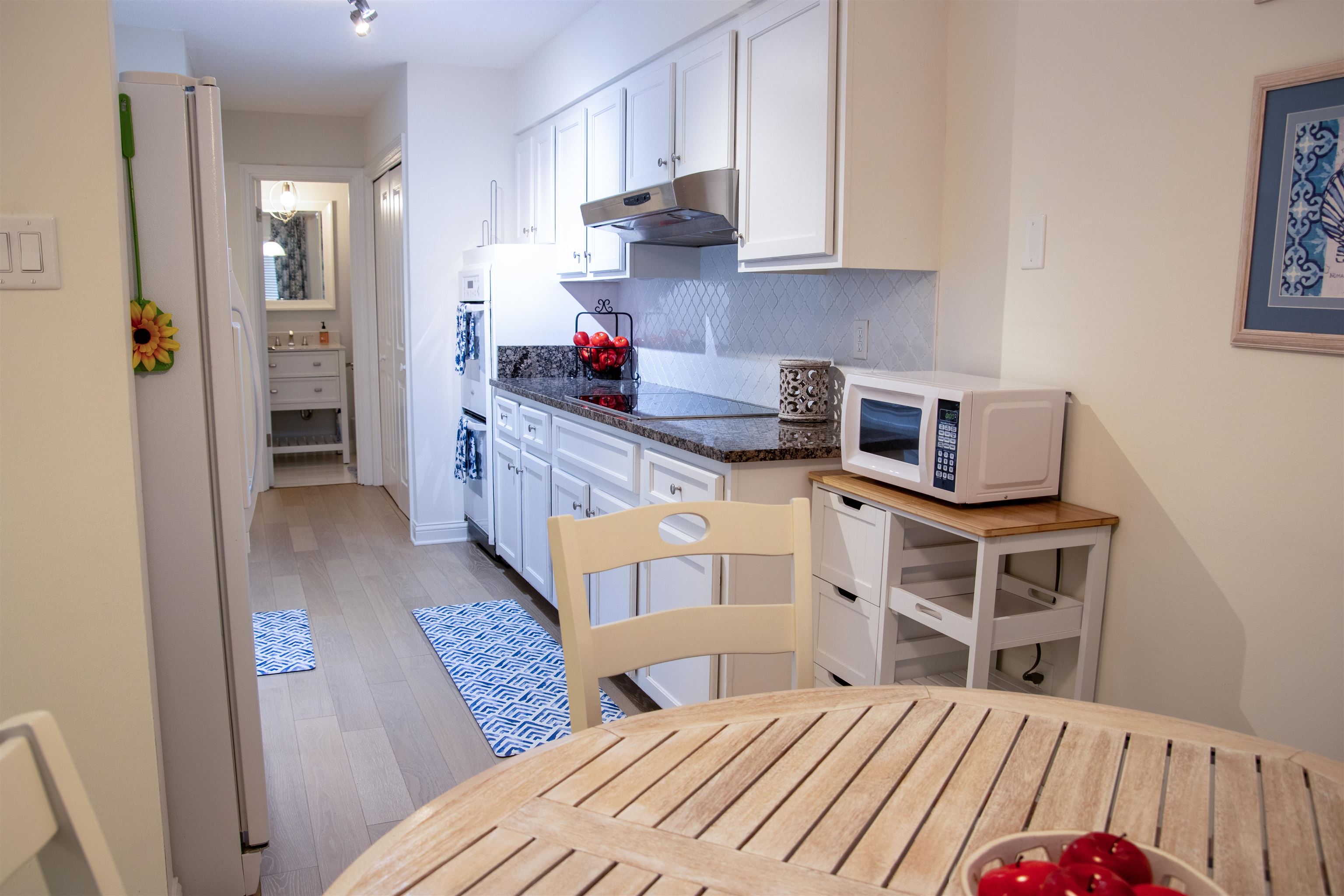 423 South Perkins Road, Unit 423 Memphis, TN 38117 - Photo 10 of 36 Gallery Image 10
