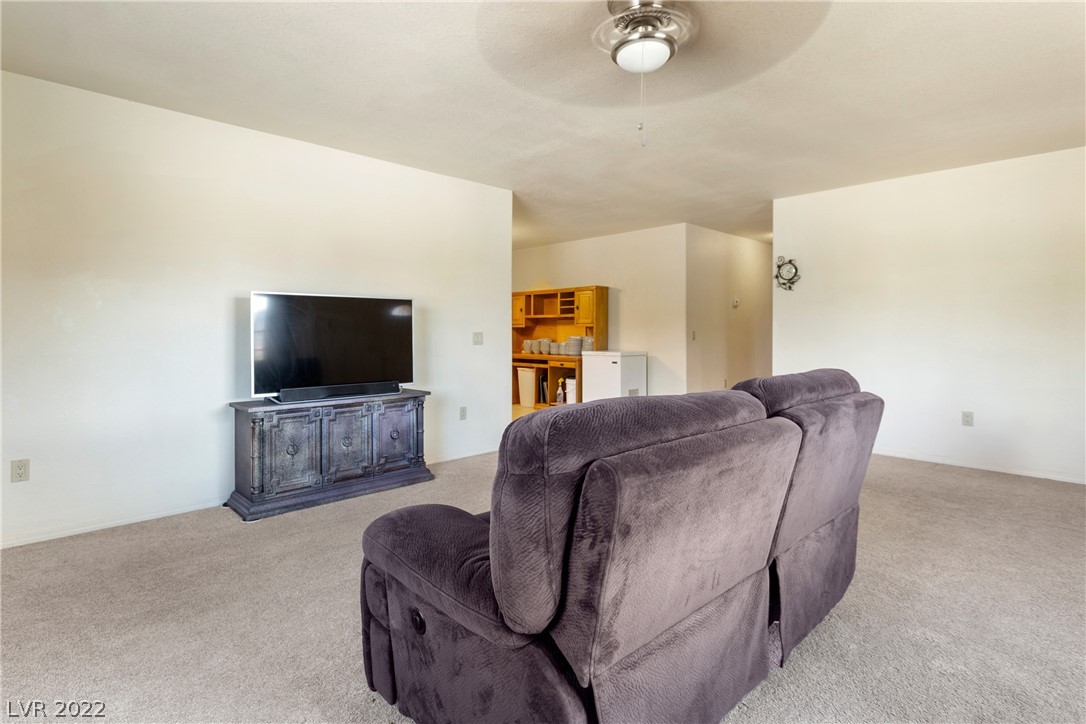 2471 Gally Road Pahrump, NV 89060 - Photo 9 of 38 Gallery Image 9