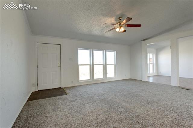 9663 North Log Road Calhan, CO 80808 - Photo 6 of 32 Gallery Image 6